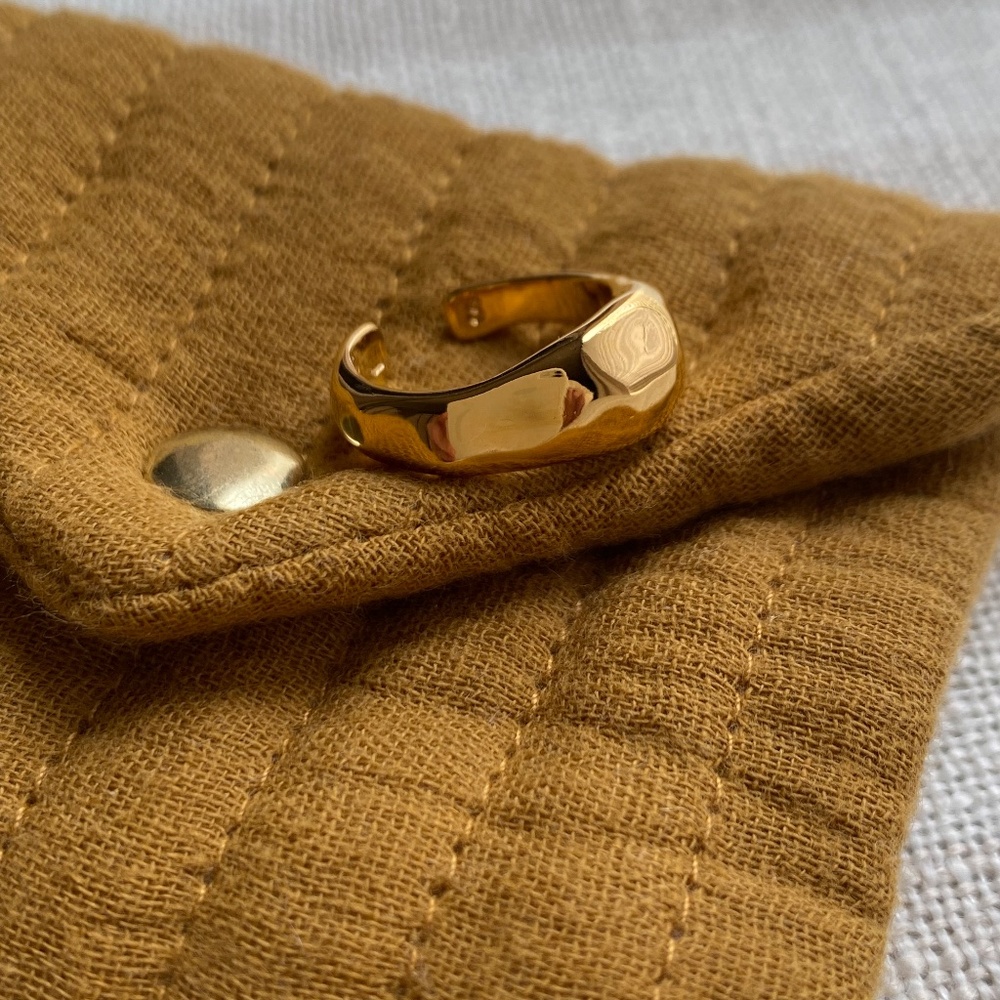 Sezane Gold Women's Rings Set - Picture 5 of 12